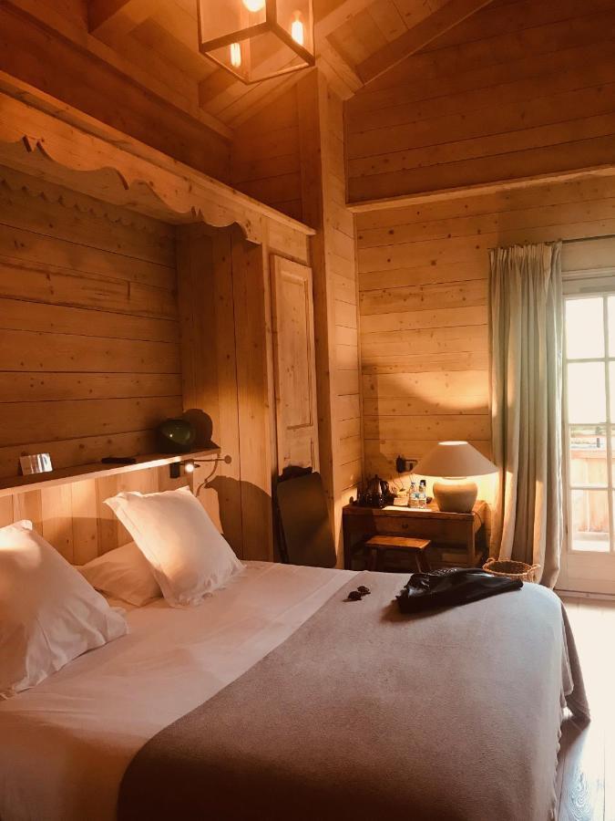 Le Cerf Amoureux Chalet Prive & Spa Салланш Экстерьер фото